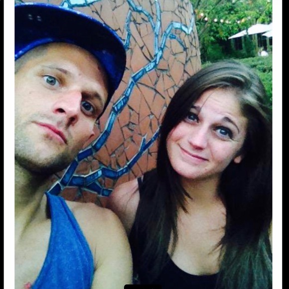 Meet your Posher, Lauren - Picture 7 of 16